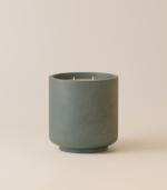 Woody Everglade Candle – Concrete