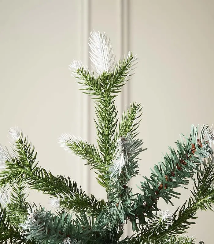 Evergreen Snow Flocked Tip Christmas Tree - Image 4