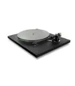 Rega Planar 6 Turntable