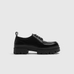 Chunky moc toe shoes