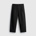 Wide-leg pleated trousers