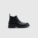 Leather Chelsea boots